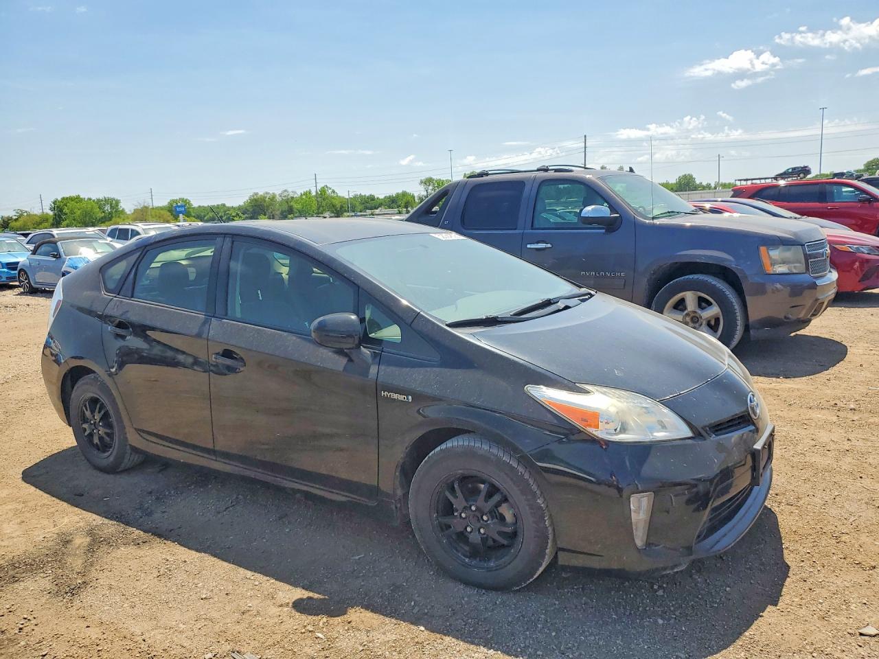 2014 TOYOTA PRIUS TWO photo 7