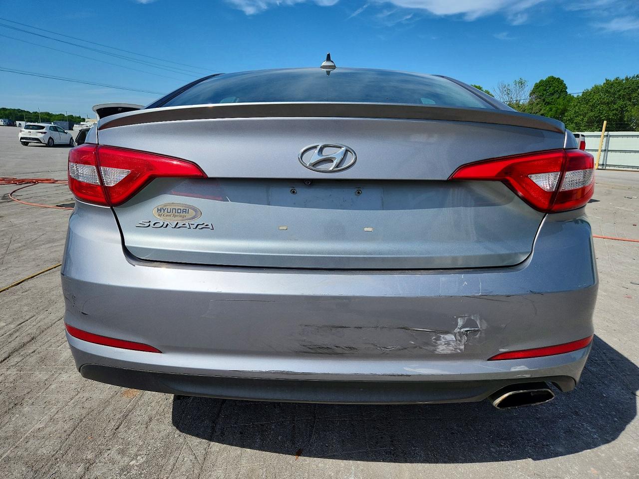 2015 HYUNDAI SONATA SE photo 11