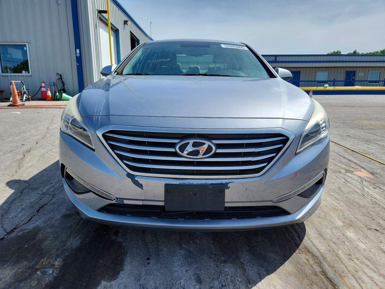 2015 HYUNDAI SONATA SE photo 9