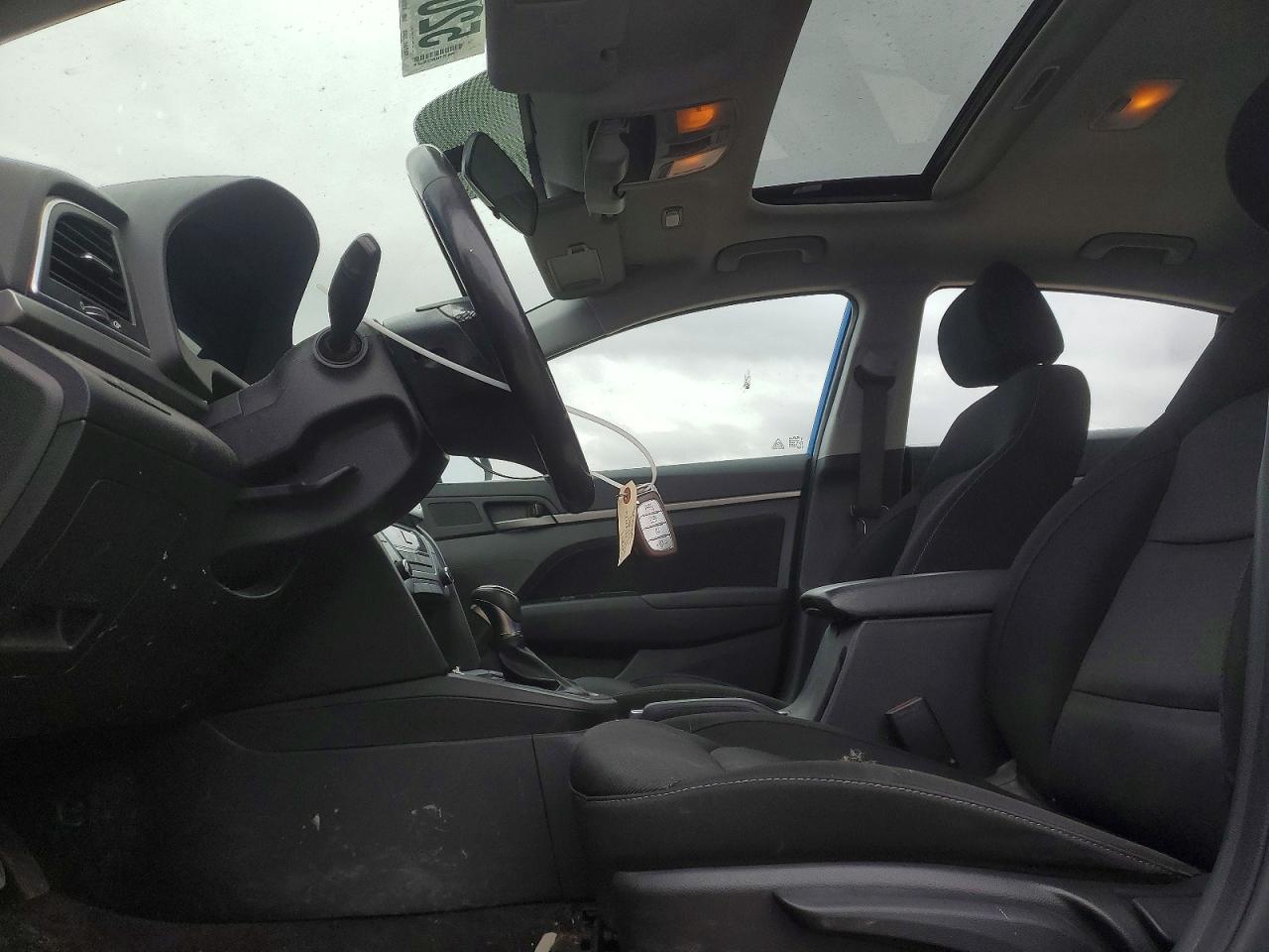 2018 HYUNDAI ELANTRA SEL photo 13