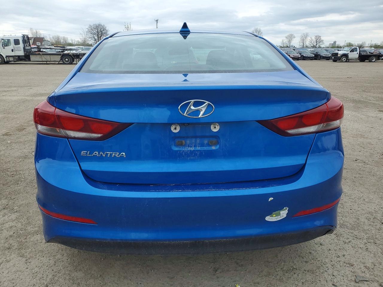 2018 HYUNDAI ELANTRA SEL photo 11