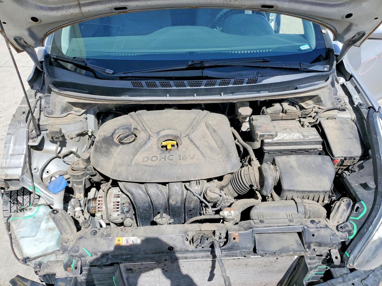 2014 HYUNDAI ELANTRA SE photo 31