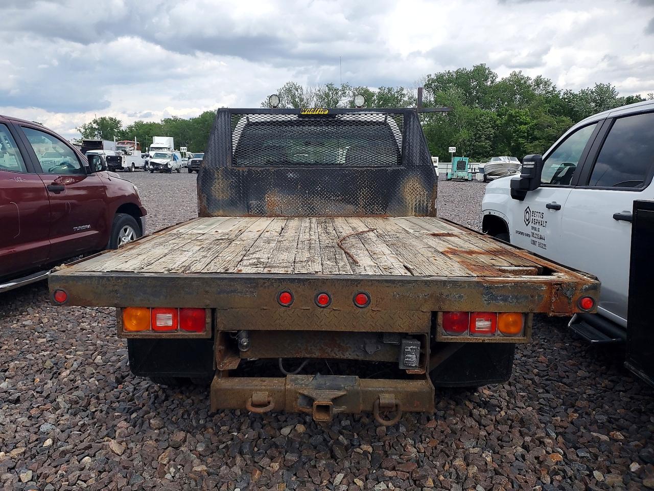2002 CHEVROLET SILVERADO K3500 photo 16