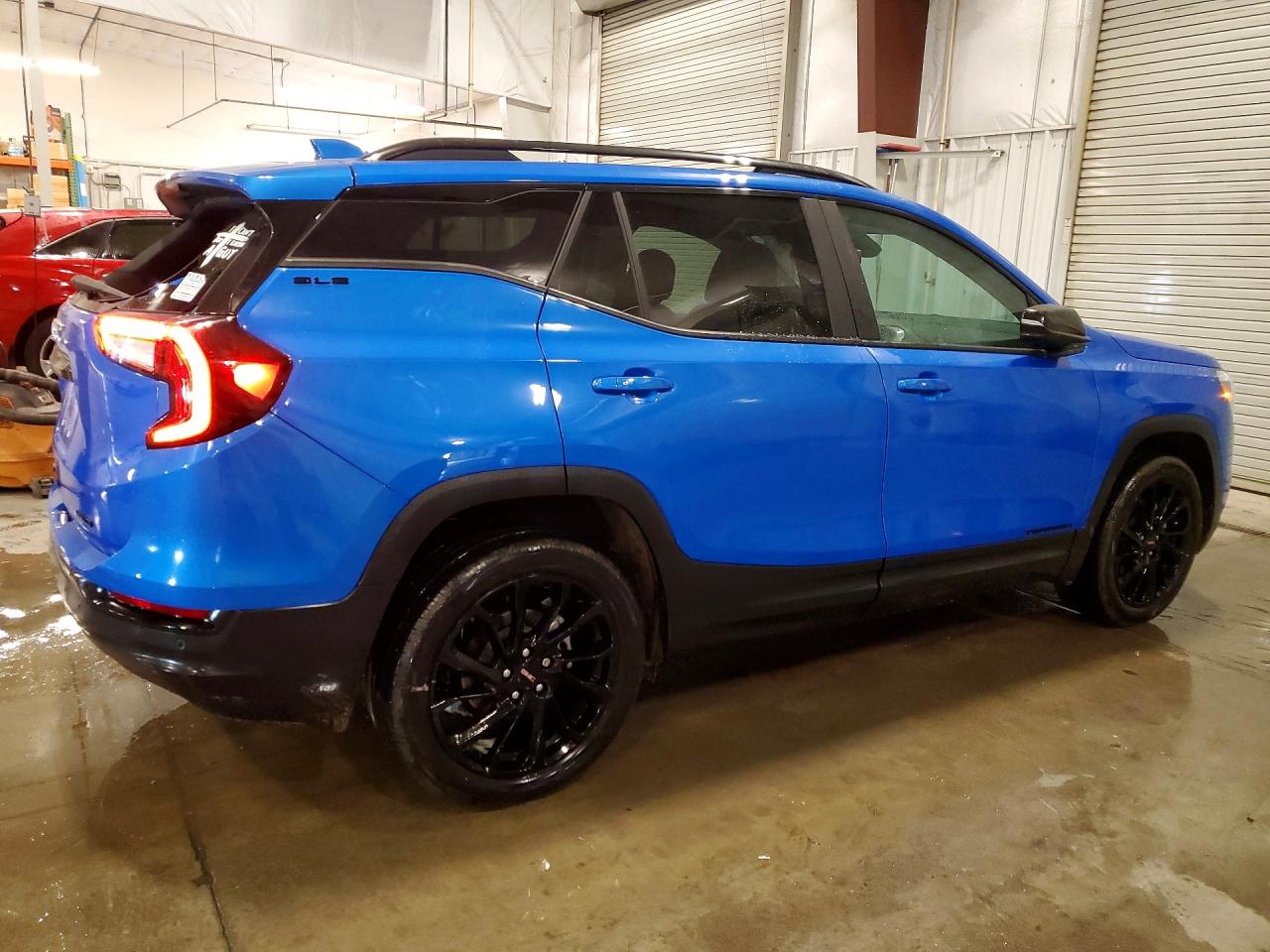 2024 GMC TERRAIN SLE photo 7