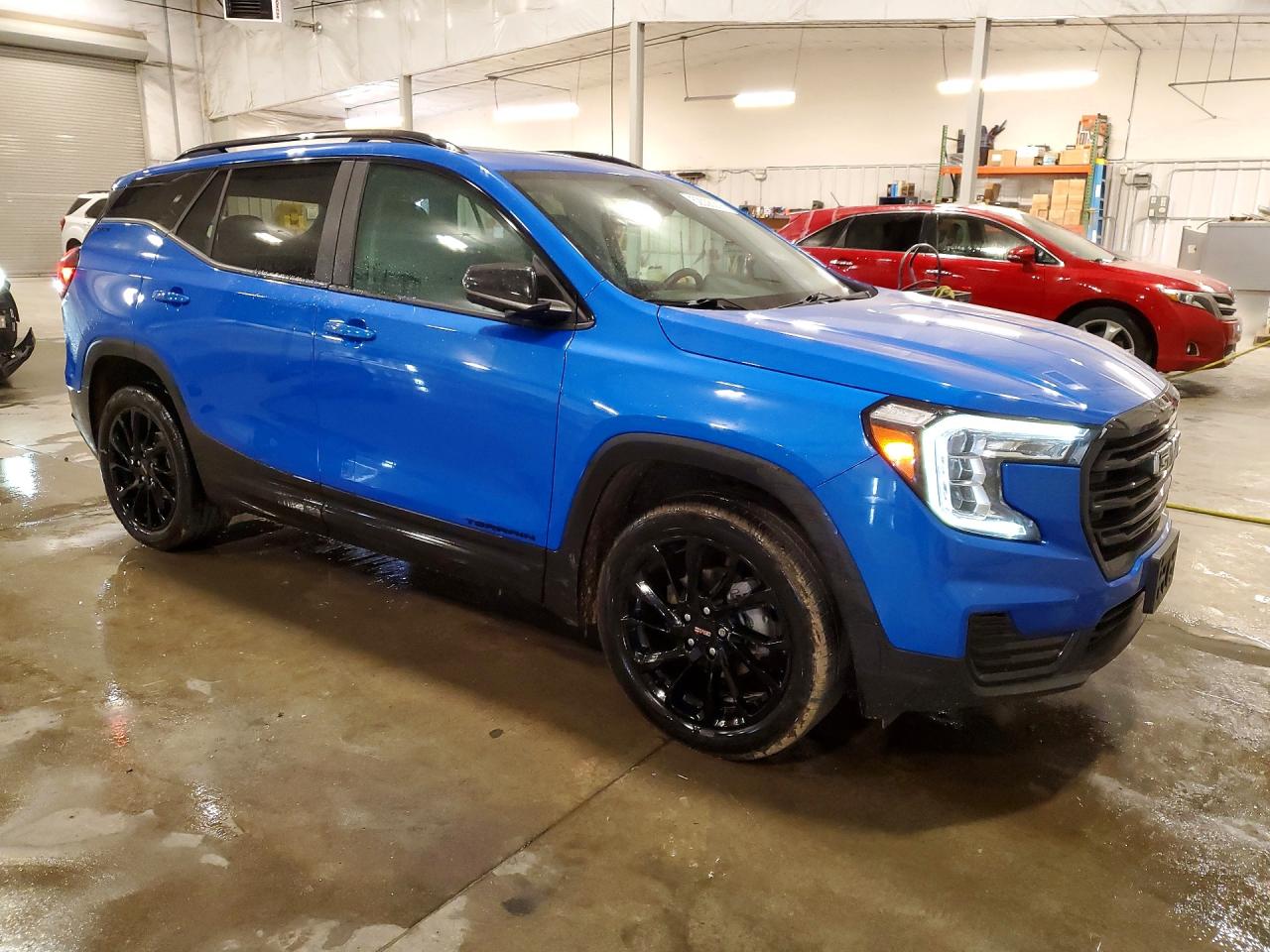 2024 GMC TERRAIN SLE photo 10