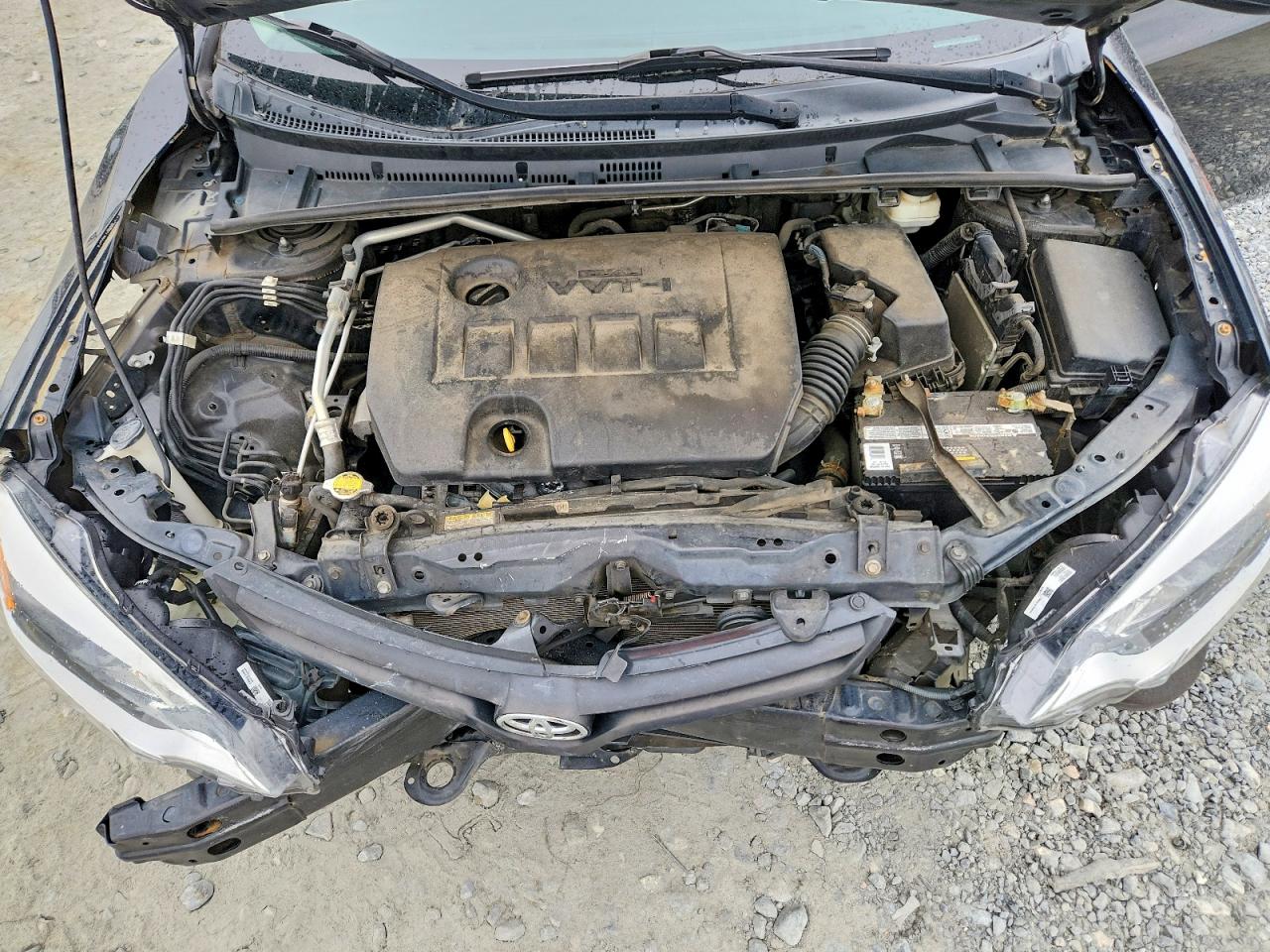 2014 TOYOTA COROLLA LE photo 11