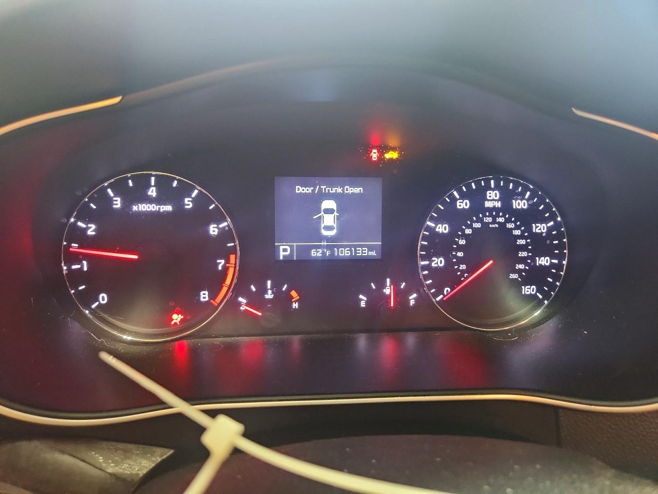 2016 KIA CADENZA LUXURY photo 17