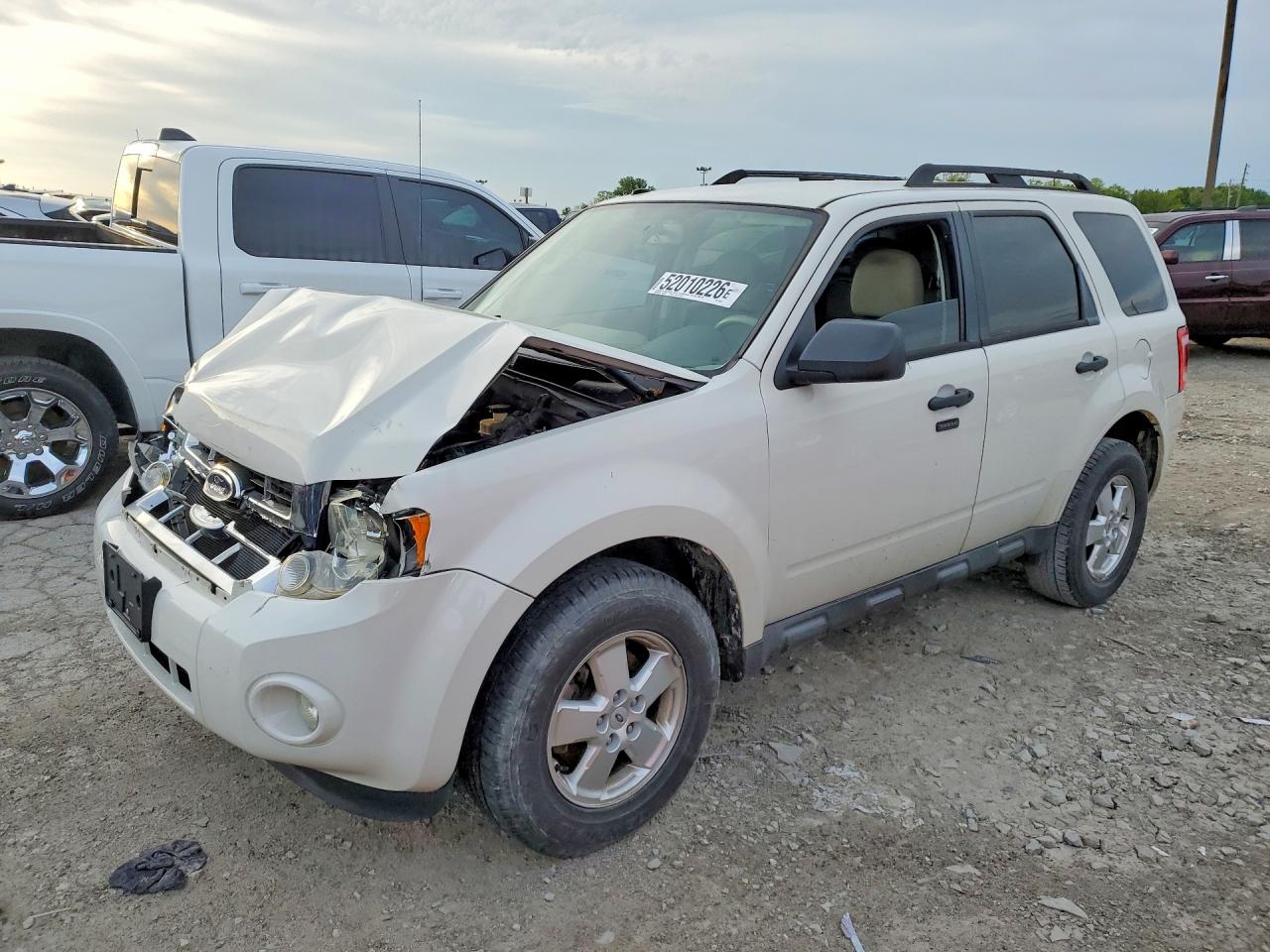 2011 FORD ESCAPE