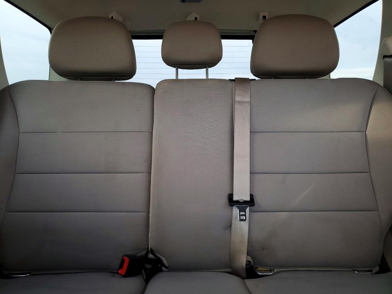 2011 FORD ESCAPE XLT photo 28