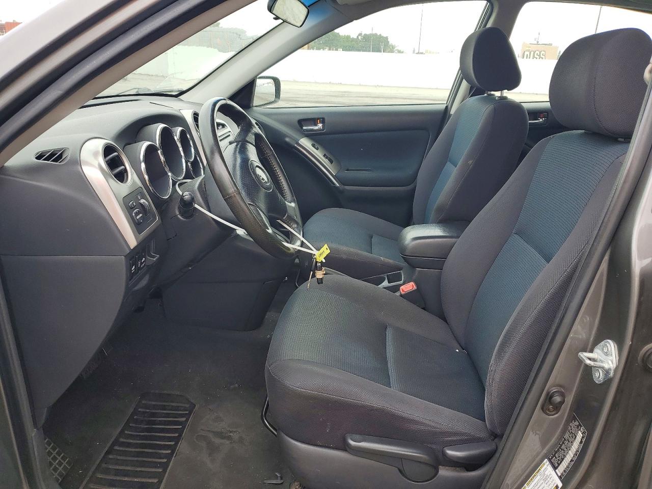 2006 TOYOTA COROLLA MATRIX XR photo 13