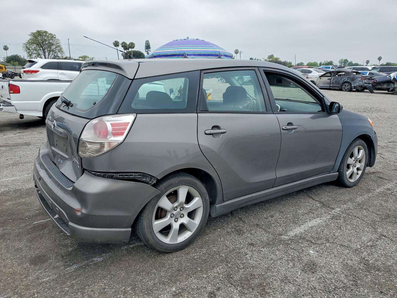 2006 TOYOTA COROLLA MATRIX XR photo 5