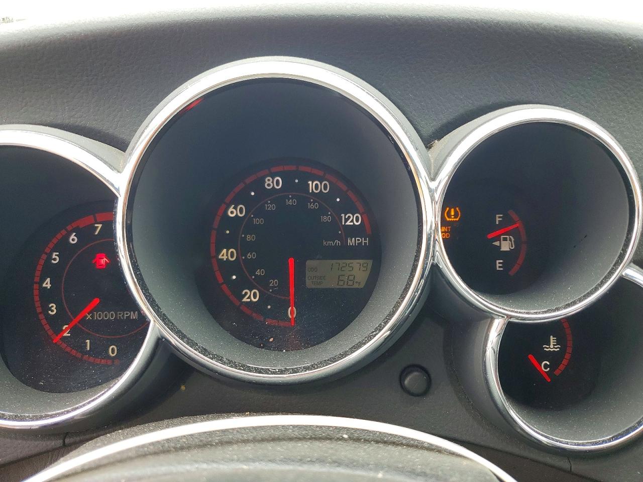 2006 TOYOTA COROLLA MATRIX XR photo 17