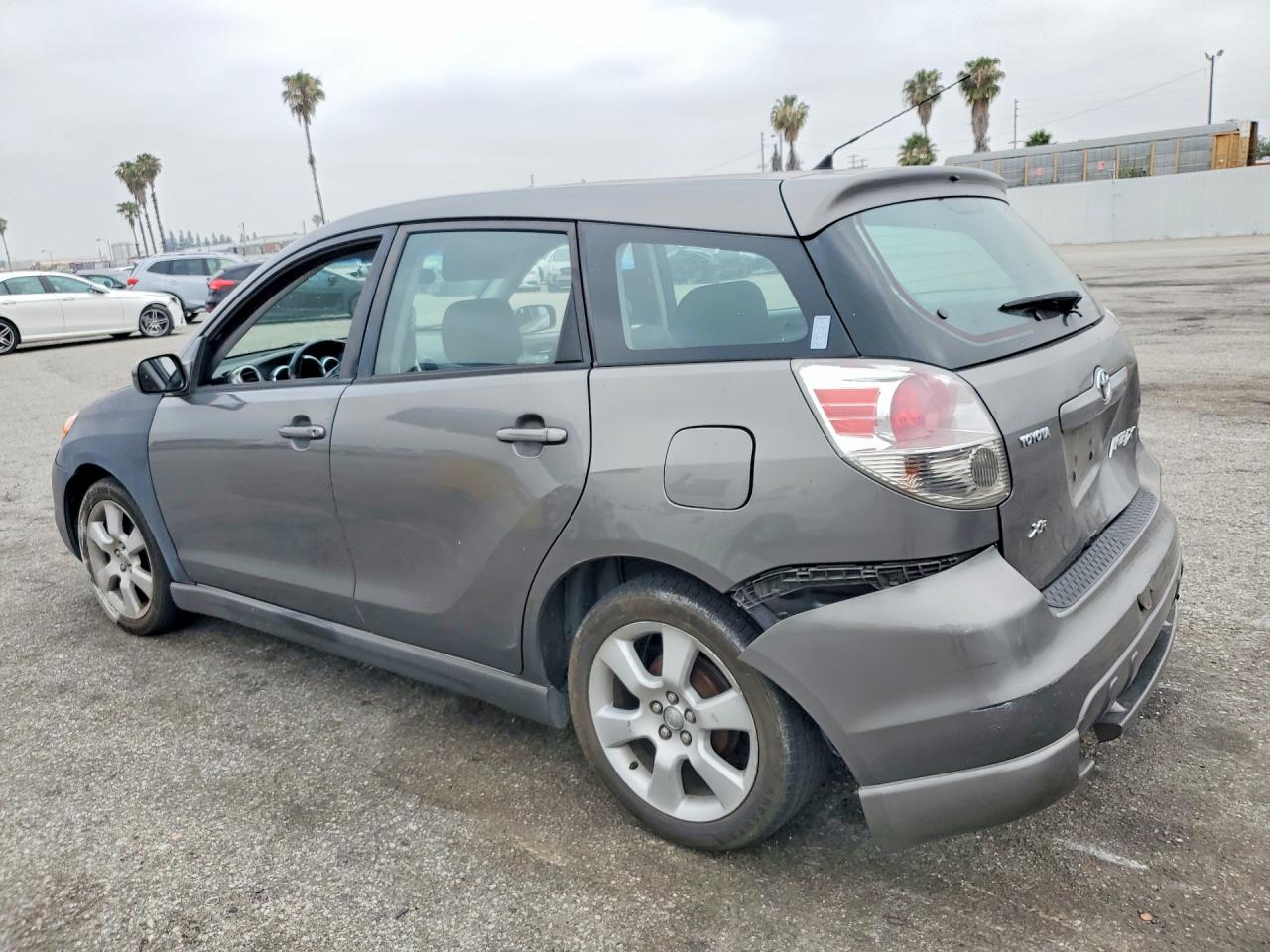 2006 TOYOTA COROLLA MATRIX XR photo 3