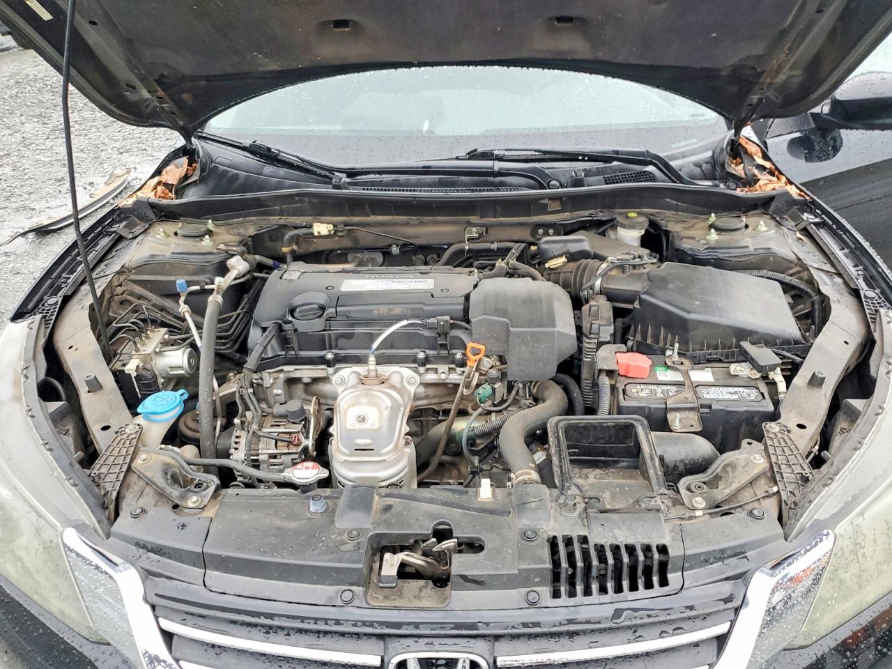 2013 HONDA ACCORD LX photo 21
