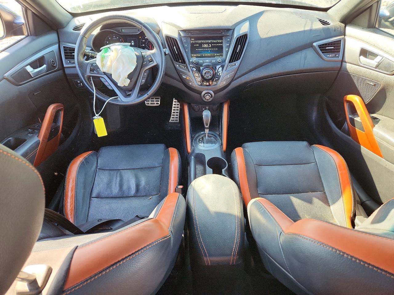 2016 HYUNDAI VELOSTER TURBO photo 15