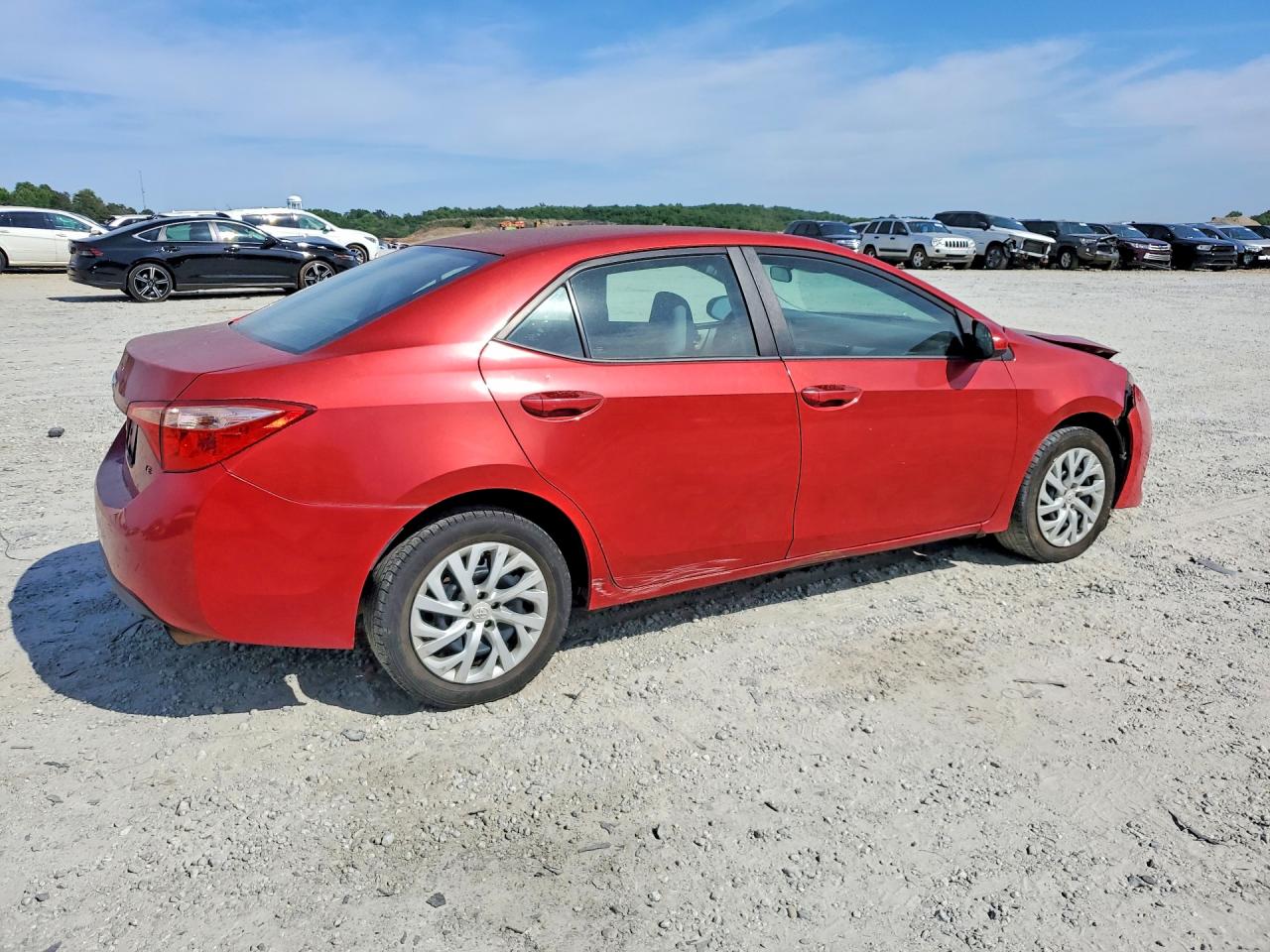 2018 TOYOTA COROLLA LE photo 7