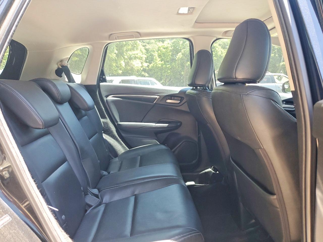 2015 HONDA FIT EX photo 10