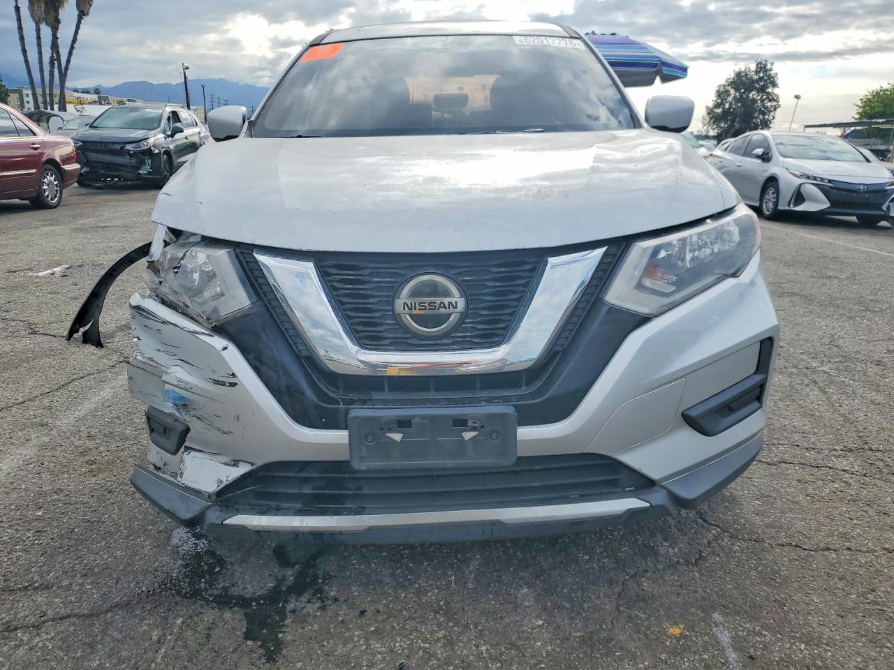 2018 NISSAN ROGUE S photo 13
