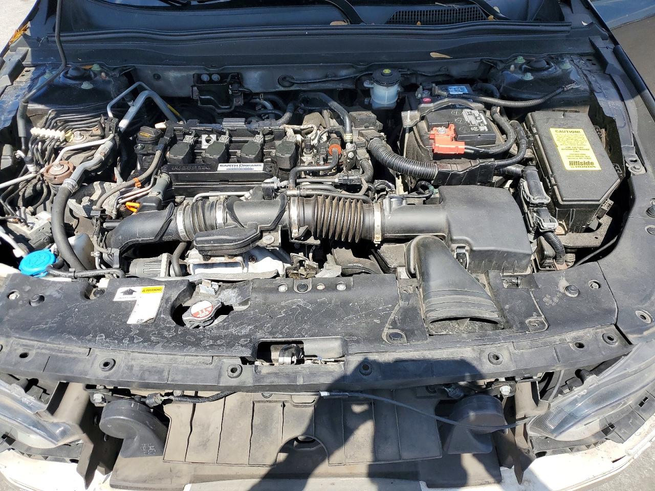 2018 HONDA ACCORD LX photo 41