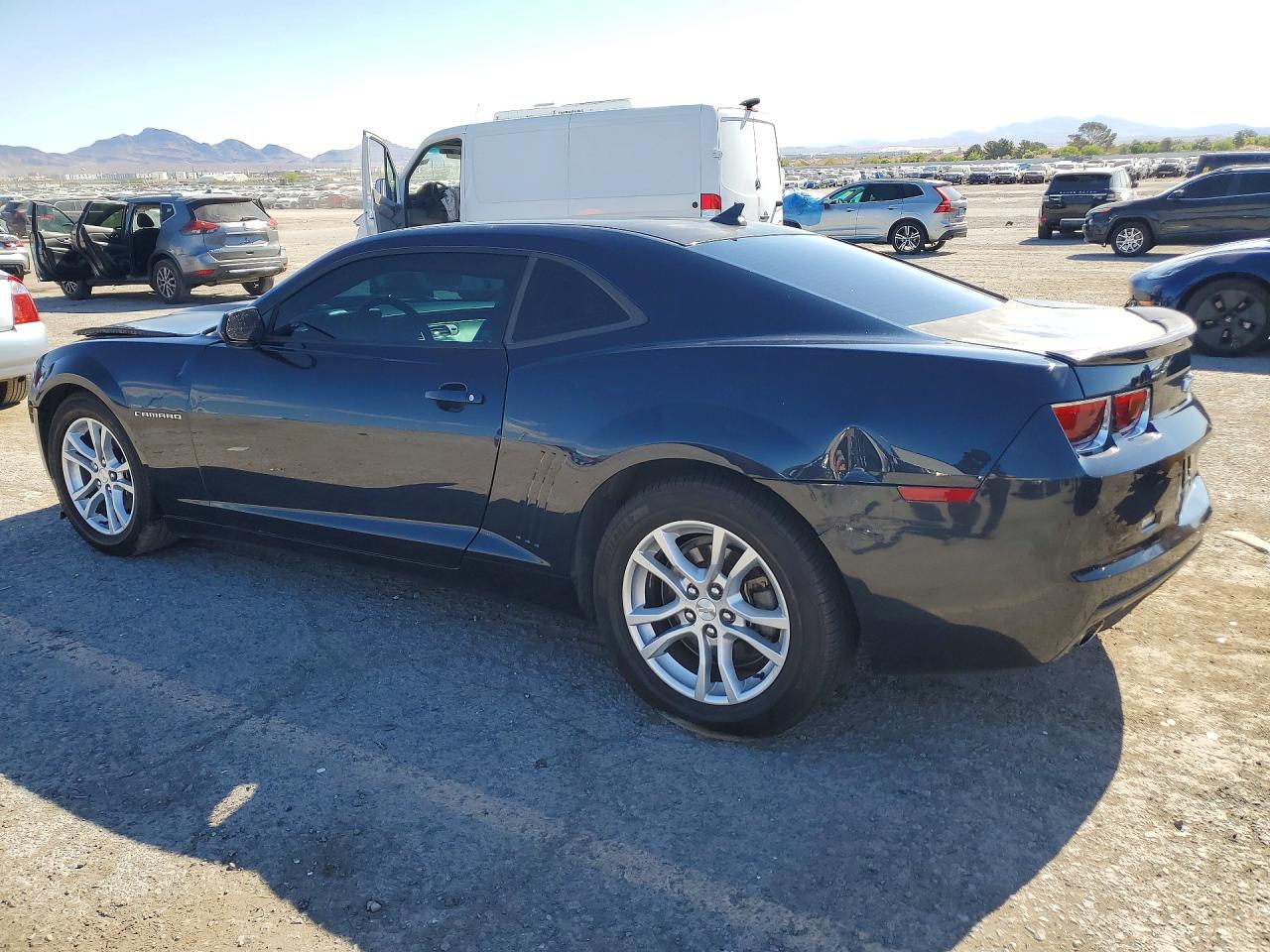 2013 CHEVROLET CAMARO LT photo 3