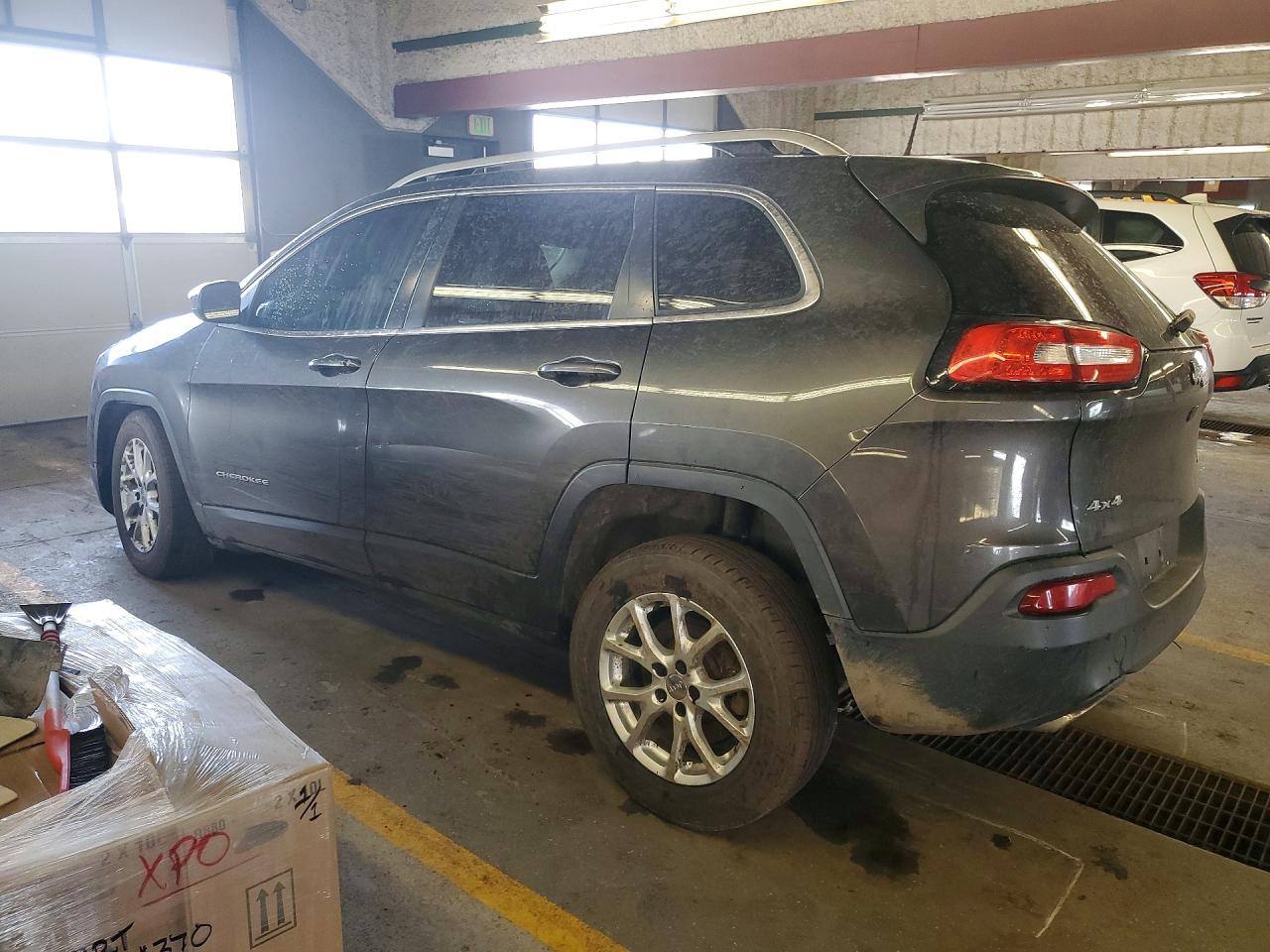 2016 JEEP CHEROKEE LATITUDE photo 4
