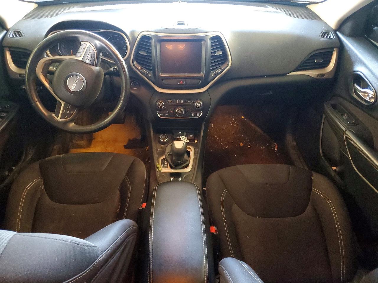 2016 JEEP CHEROKEE LATITUDE photo 22