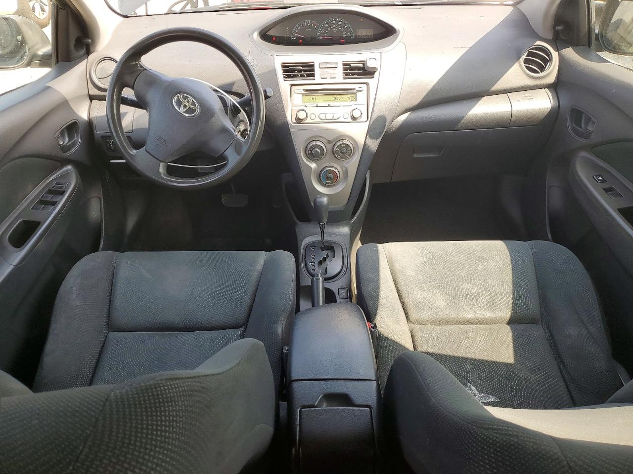 2012 TOYOTA YARIS FLEET photo 15