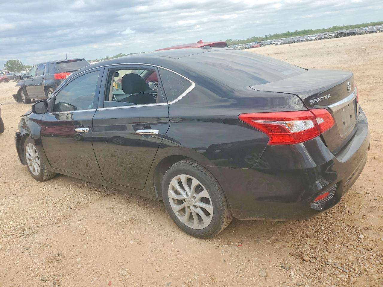 2019 NISSAN SENTRA SV photo 4