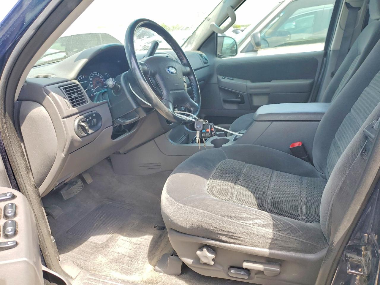 2002 FORD EXPLORER XLT photo 13
