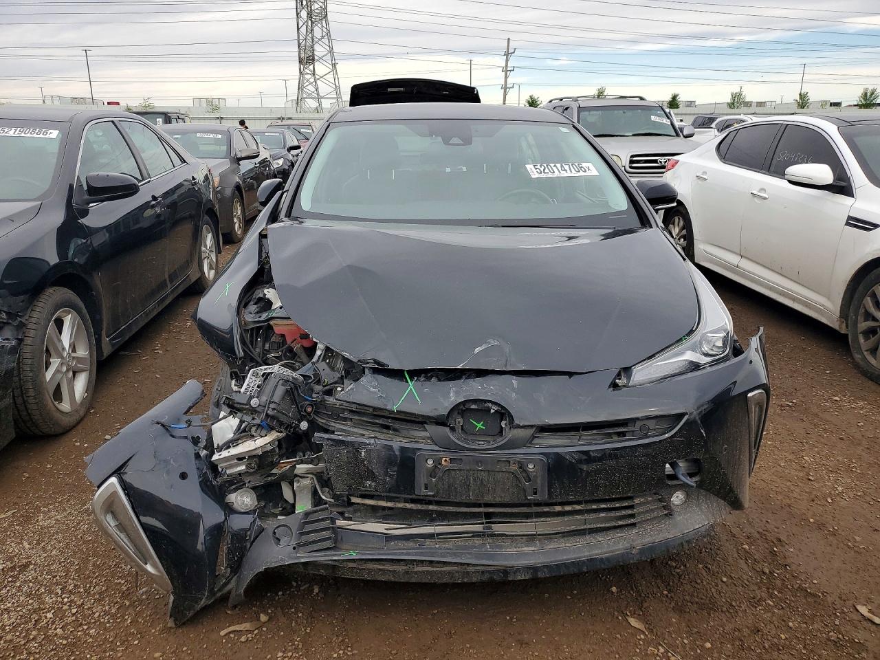 2019 TOYOTA PRIUS XLE AWD-E photo 13