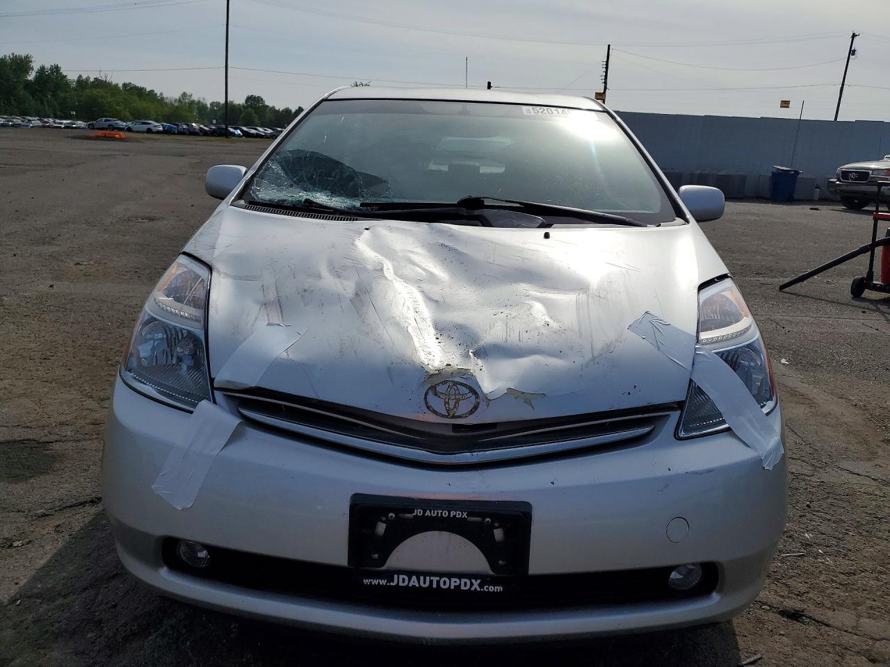 2009 TOYOTA PRIUS BASE photo 13
