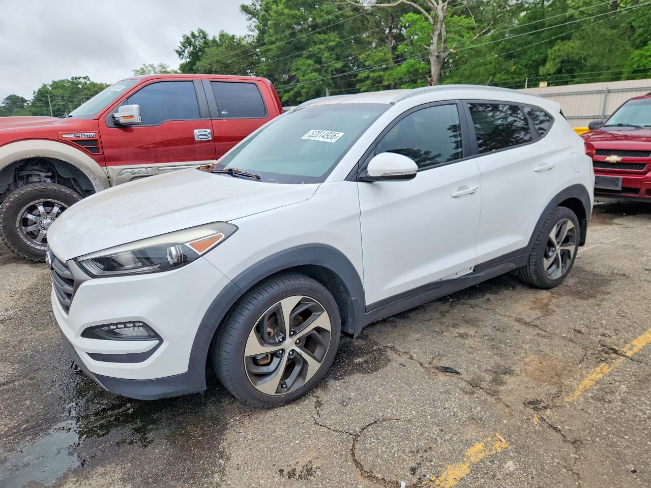 2016 HYUNDAI TUCSON