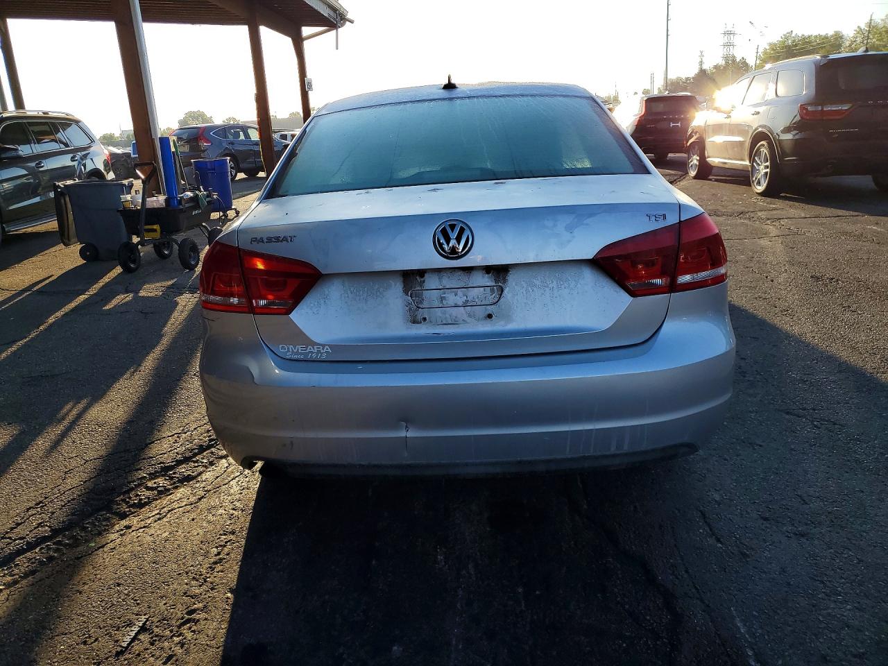 2015 VOLKSWAGEN PASSAT S photo 11
