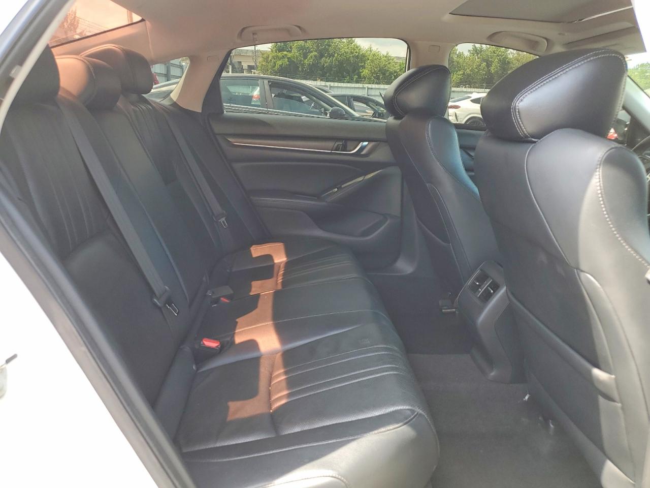2018 HONDA ACCORD EXL photo 19