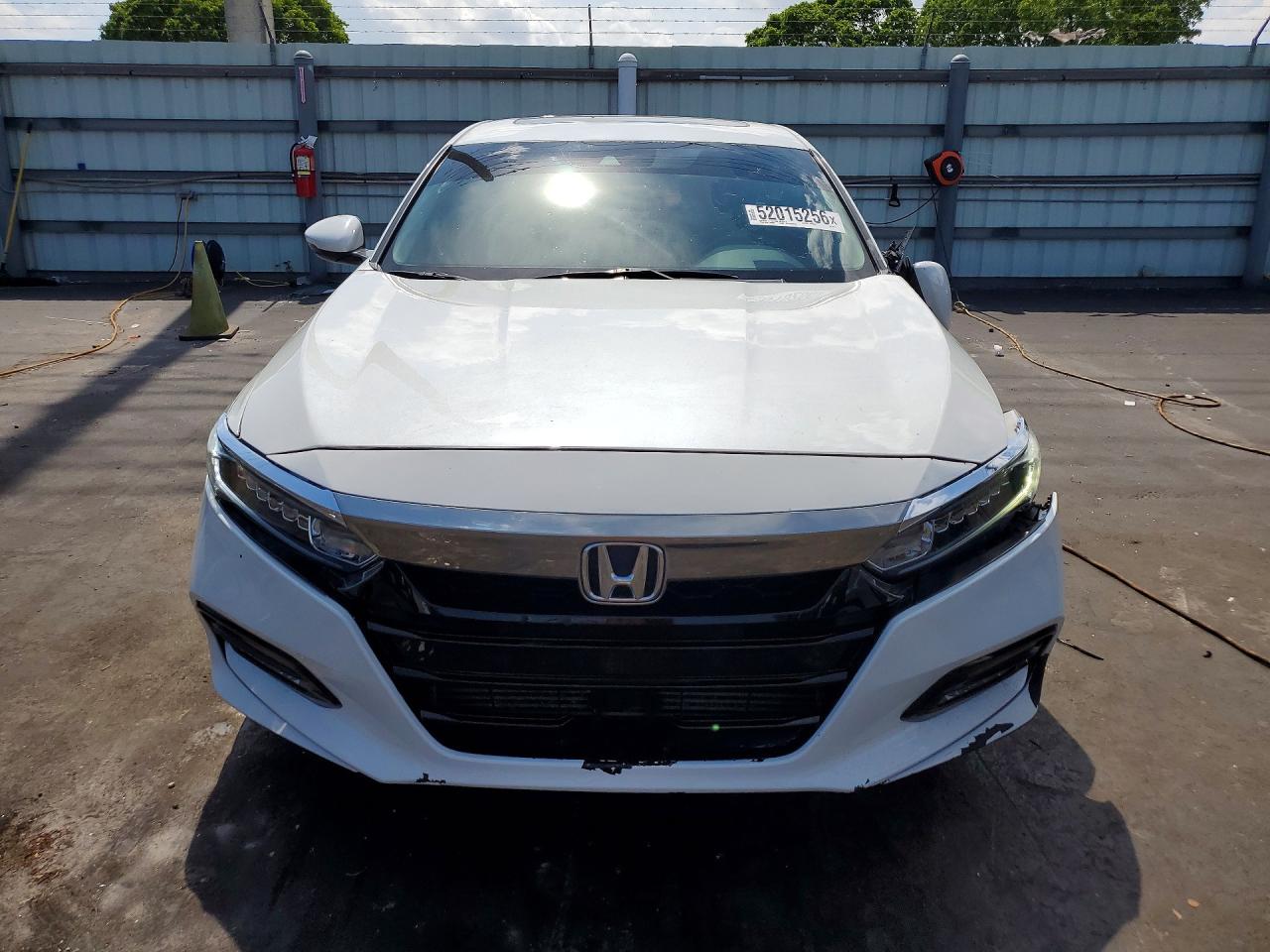 2018 HONDA ACCORD EXL photo 9