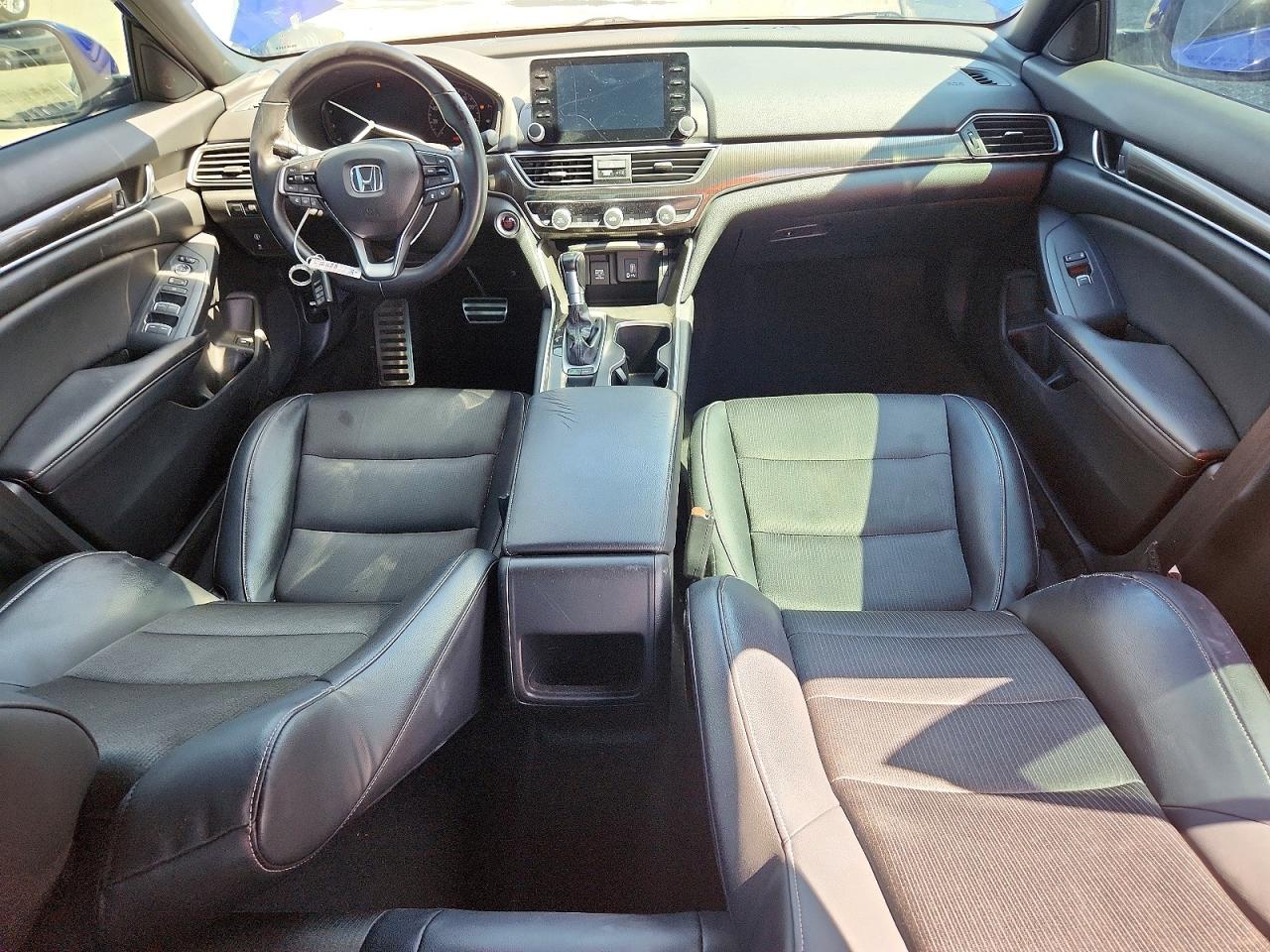 2018 HONDA ACCORD SPORT photo 15