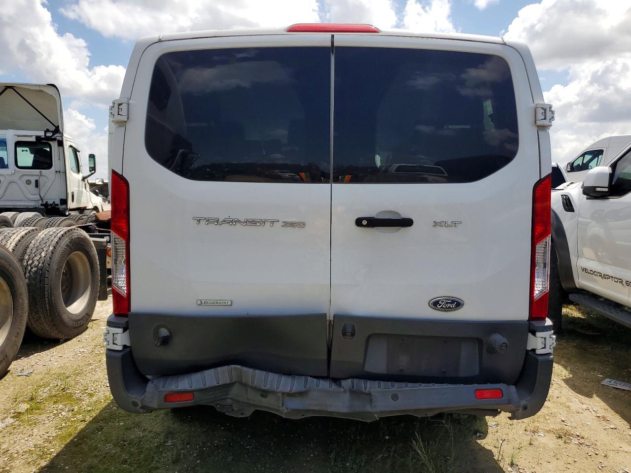 2018 FORD TRANSIT T-350 photo 6