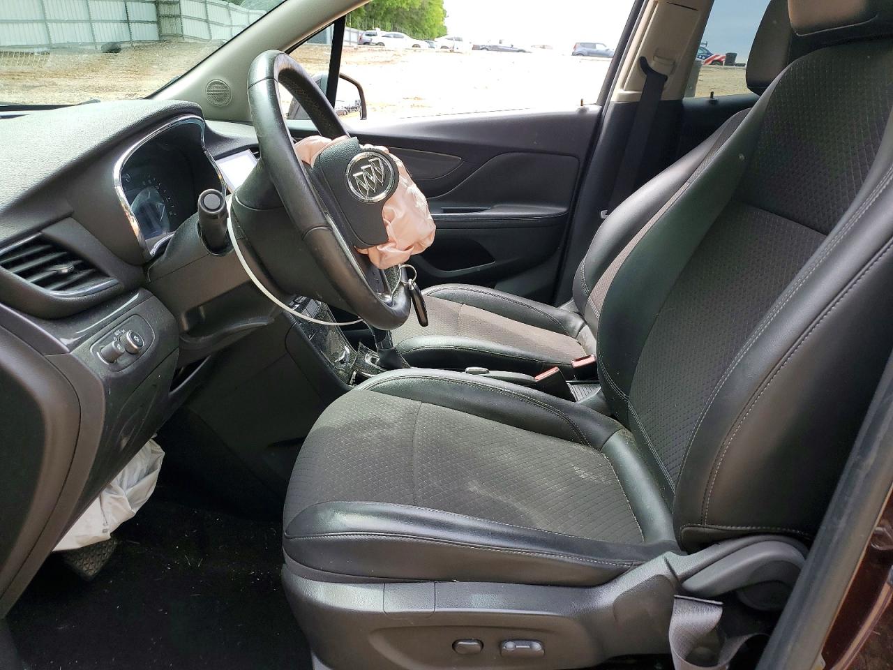 2018 BUICK ENCORE PREFERRED photo 7
