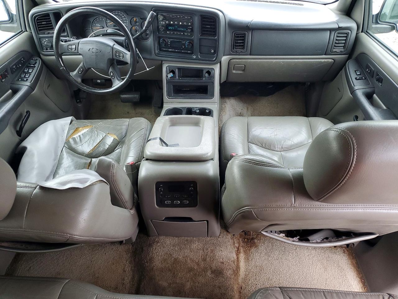 2003 CHEVROLET TAHOE photo 15