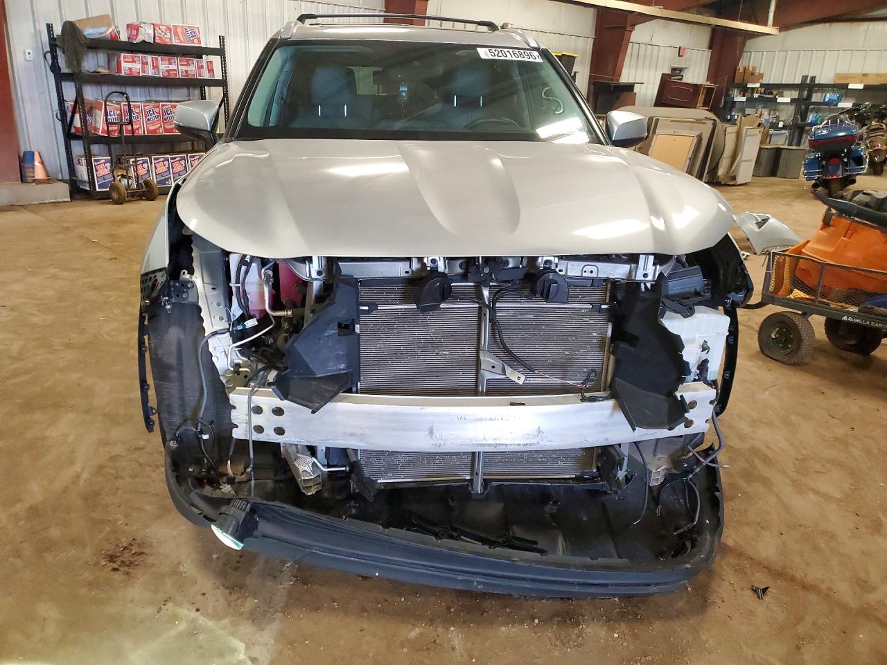 2023 TOYOTA HIGHLANDER XLE photo 13