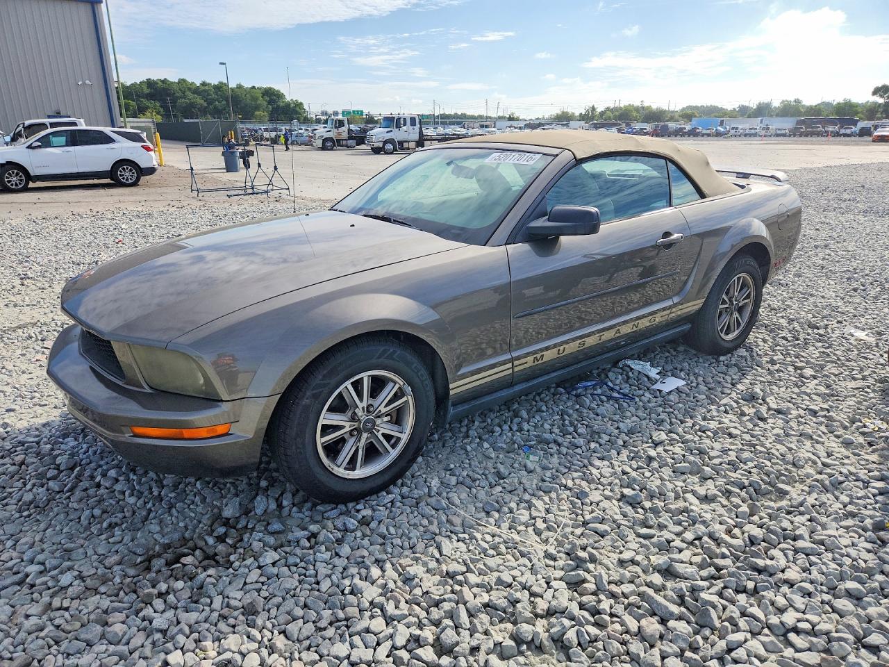 2005 FORD MUSTANG