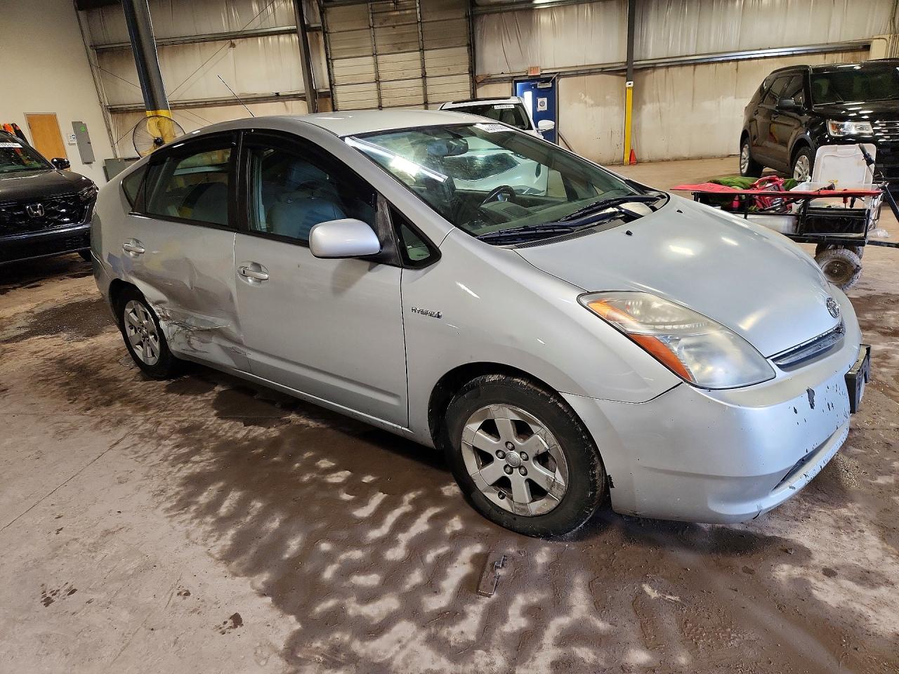 2008 TOYOTA PRIUS BASE photo 7