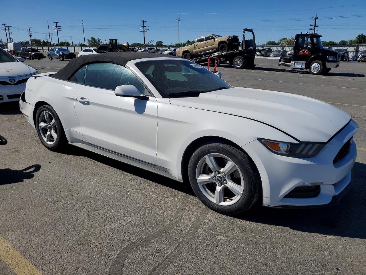 2016 FORD MUSTANG photo 10