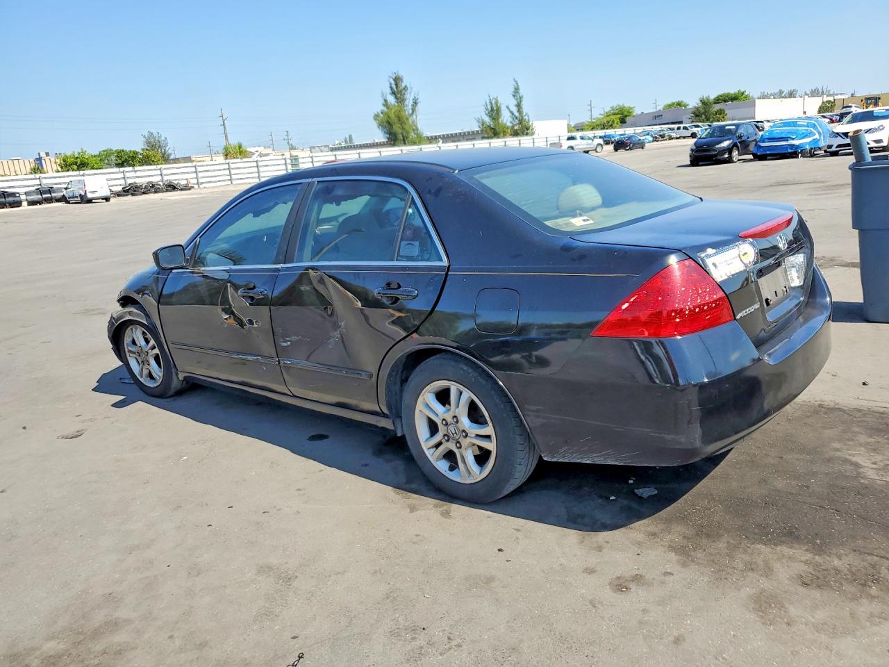 2006 HONDA ACCORD SE photo 2