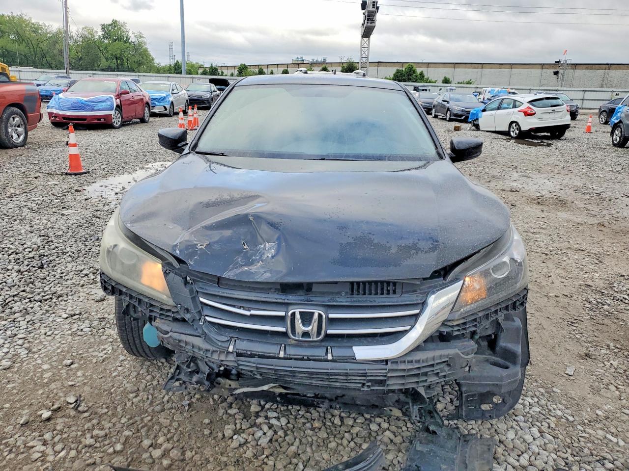 2015 HONDA ACCORD LX photo 9
