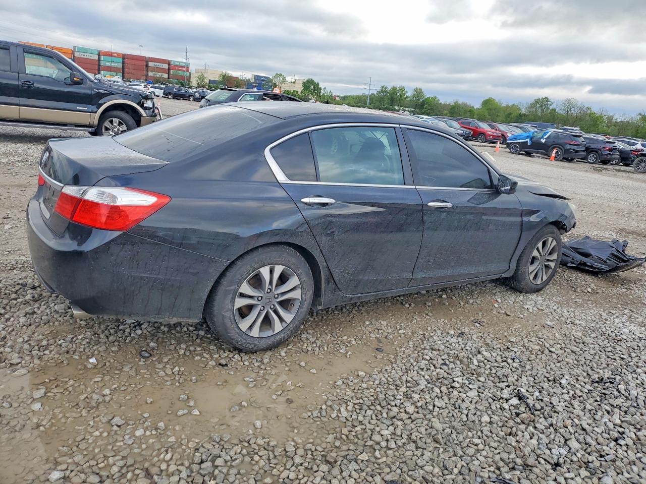 2015 HONDA ACCORD LX photo 5