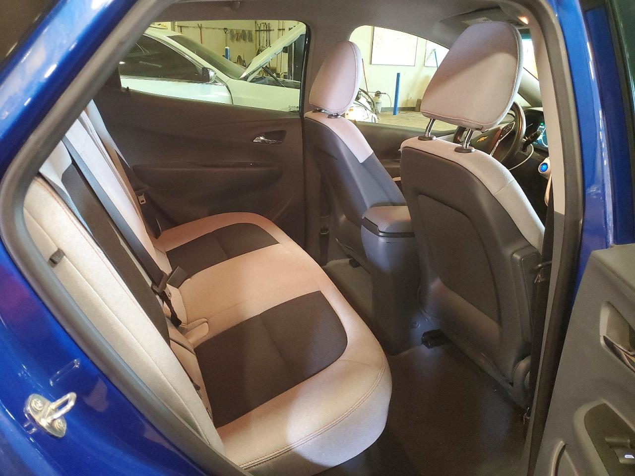 2020 CHEVROLET BOLT EV LT photo 28