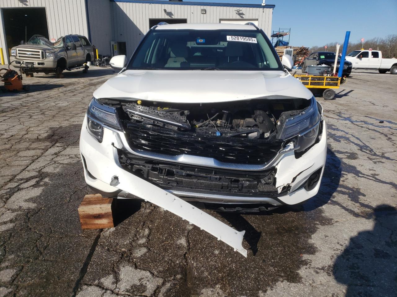2023 KIA SELTOS EX photo 5