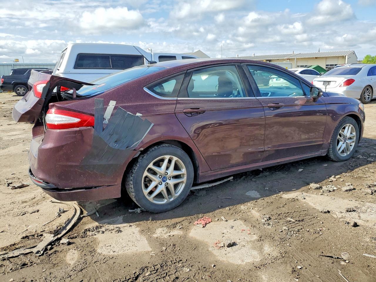 2013 FORD FUSION SE photo 7