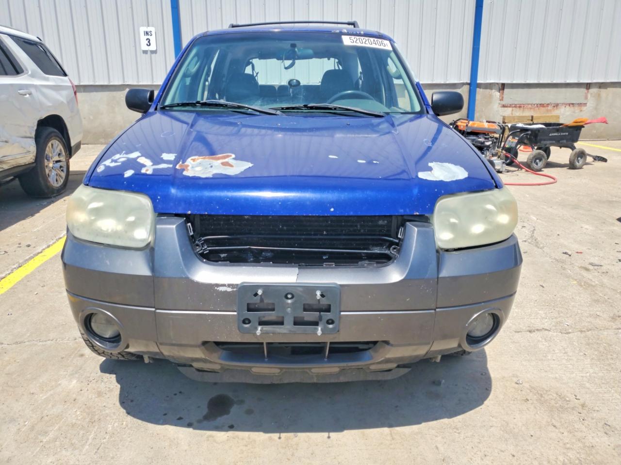 2005 FORD ESCAPE XLT photo 9